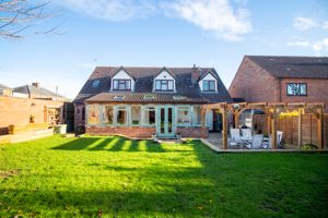 Photo 19- click for photo gallery